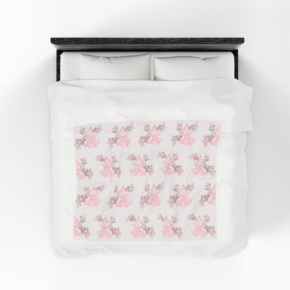 Rosa Beaux Pink Velveteen Plush Blanket